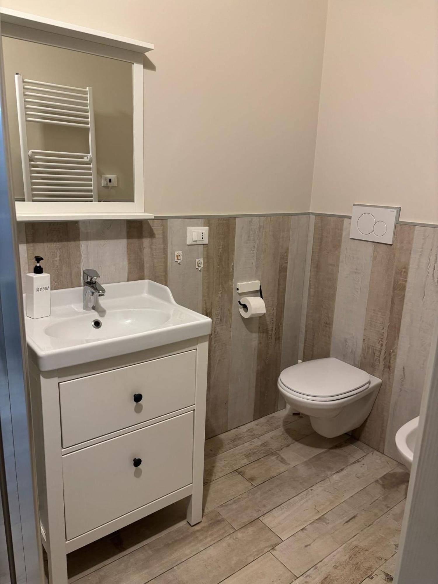 Appartamento Con Patio Монополи Экстерьер фото